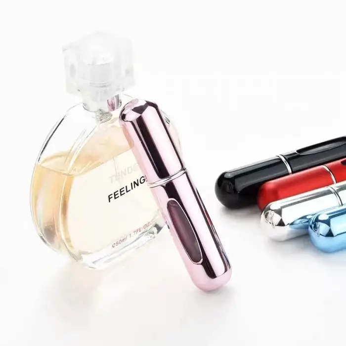 3 Adet 5 ml Doldurulabilir Mini Parfüm Atomizeri; Parlak Mavi, Siyah ve Pembe