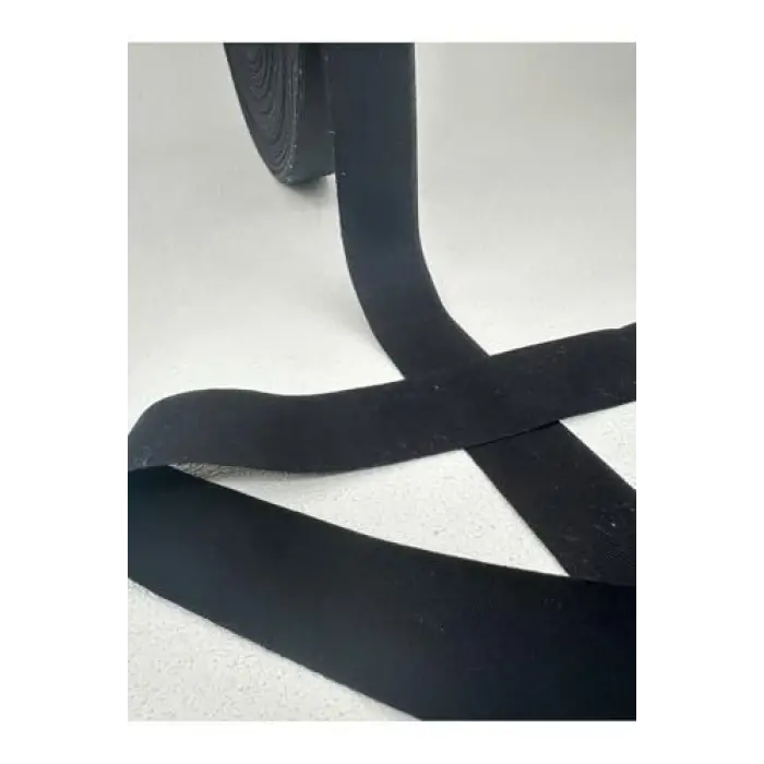 3 cm ekstrafor-5 metre-siyah