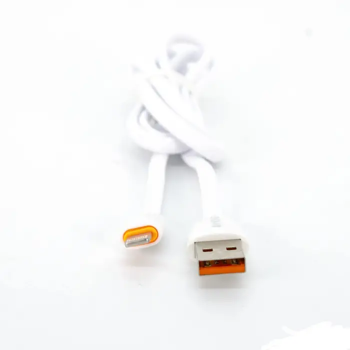 3.1A USB A to Lightning data ve hızlı şarj kablosu ML109, Beyaz