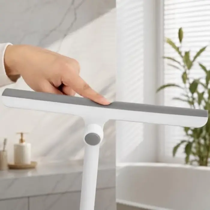360 Derece Oynar Başlıklı Silikon Cam Çekçeği