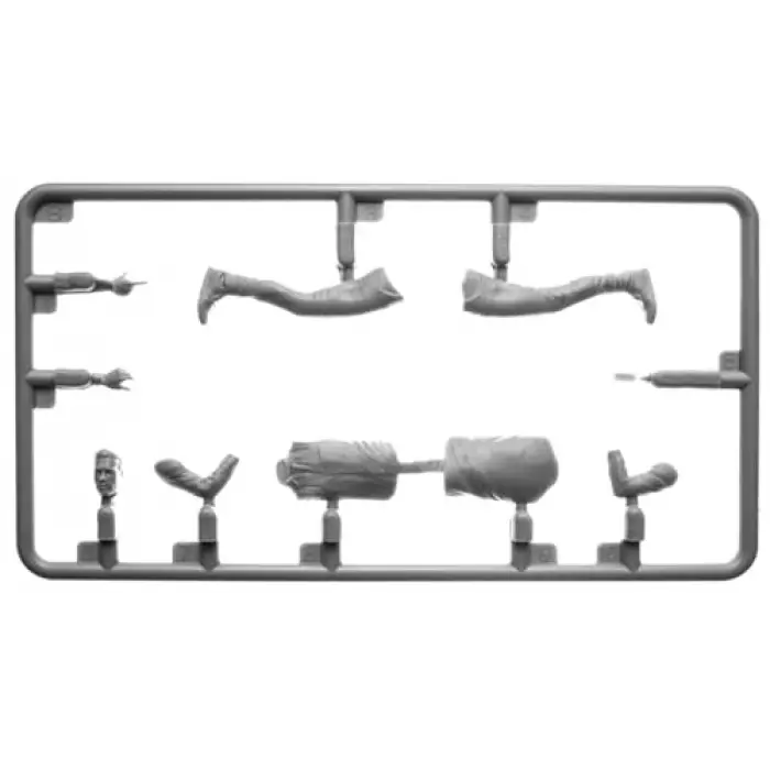 38087 1:35 Tatilciler