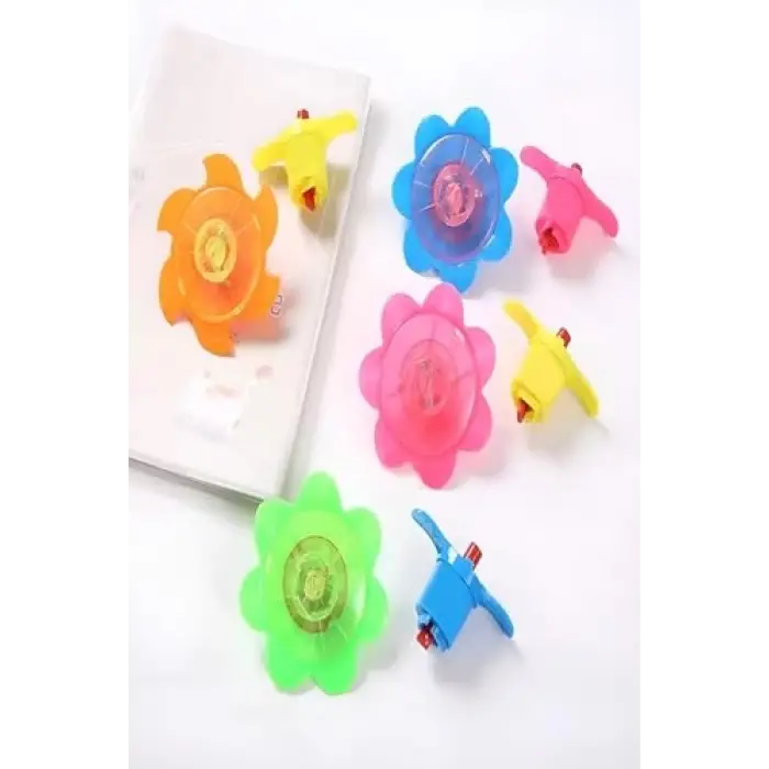 4 adet kurmalı topaç oyuncak