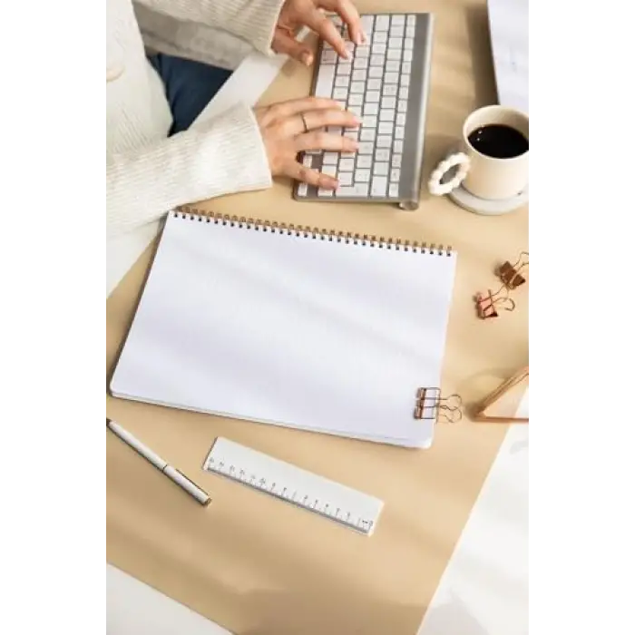 A4 Spiralli Karton Kapak 4’lü Set Çizgili Okul Defteri 80 yaprak, Ders Programlı
