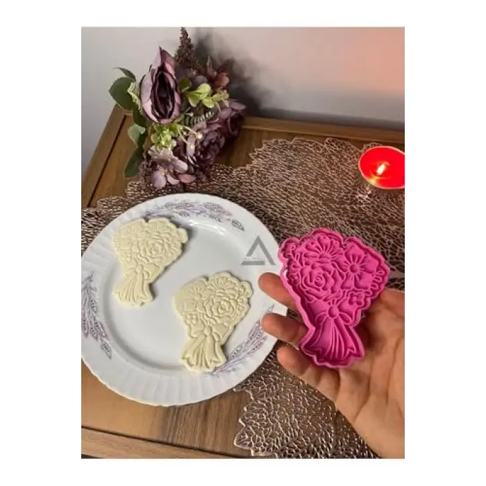Almalı Çiçek Buketi Kurabiye Kalıbı (Tekli)