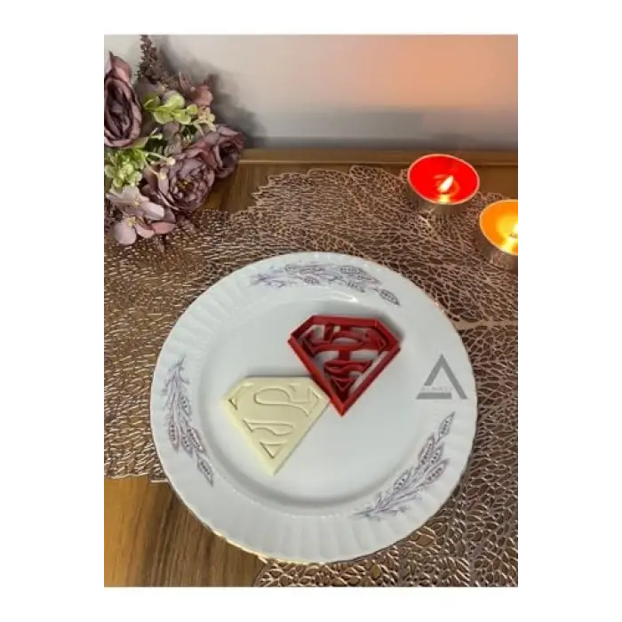 Almalı Süperman Kurabiye Kalıbı (Tekli)