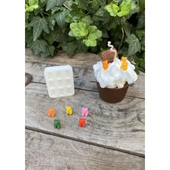 Ayıcık Jelibon Dokuzlu Mum Kalıbı (Silikon)