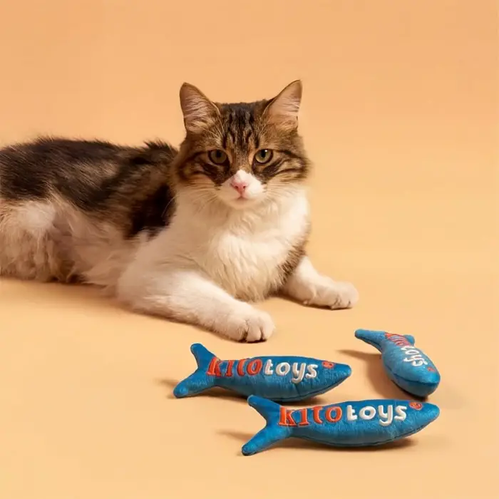 Balık Şeklinde Peluş Kedi Oyuncağı