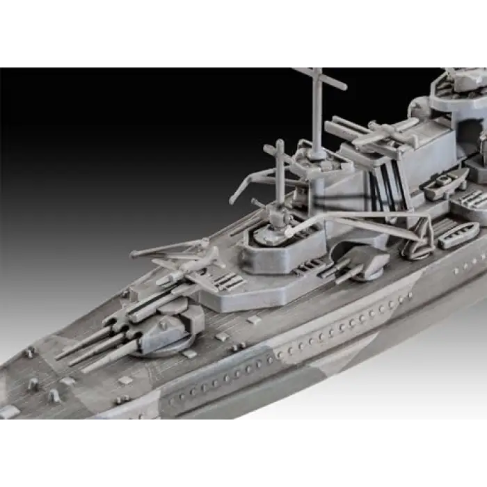 Battleship Gneisenau- model kit