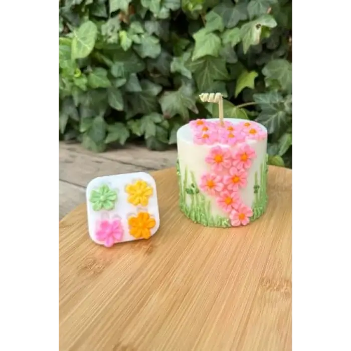 Beş Yapraklı Yonca Çiçek Dörtlü Mum Kalıbı (Silikon)
