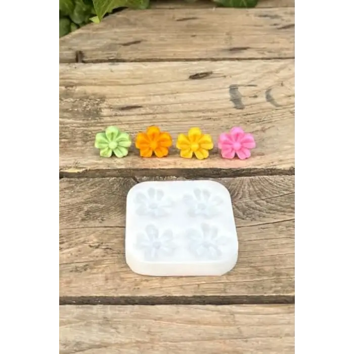 Beş Yapraklı Yonca Çiçek Dörtlü Mum Kalıbı (Silikon)
