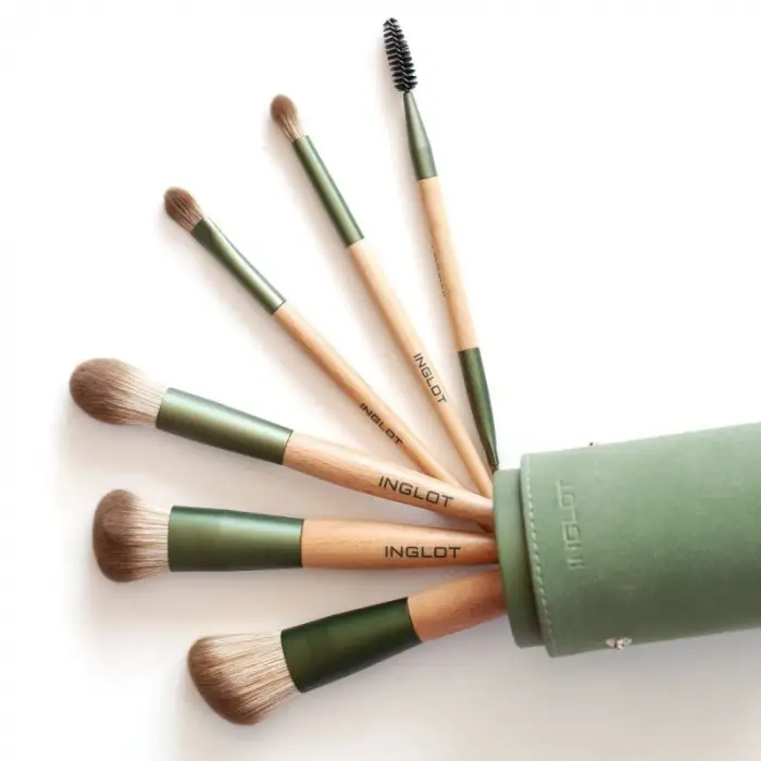 BRUSH TUBE MAKEUP SET (GREEN)