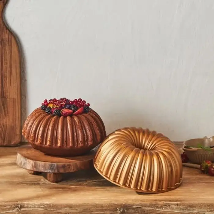Cake Pro Dilimli Gold Döküm Kek Kalıbı