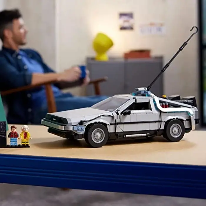 Creator Expert 10300 Back to the Future Time Machine Yapım Seti