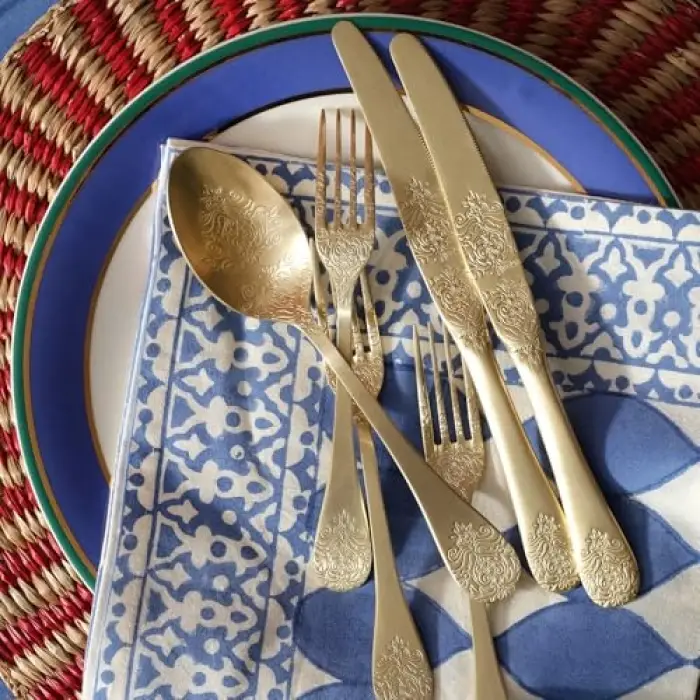 Dume Çelik Yemek Bıçağı 2x23x0.3 Cm Mat Şampanya