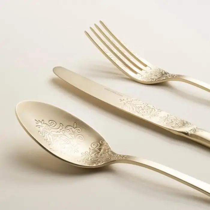Dume Çelik Yemek Kaşığı 4x23x0.3 Cm Mat Şampanya