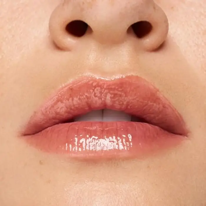 Essence Choco Bomb Parlak Lip Gloss Dudak Parlatıcısı 01