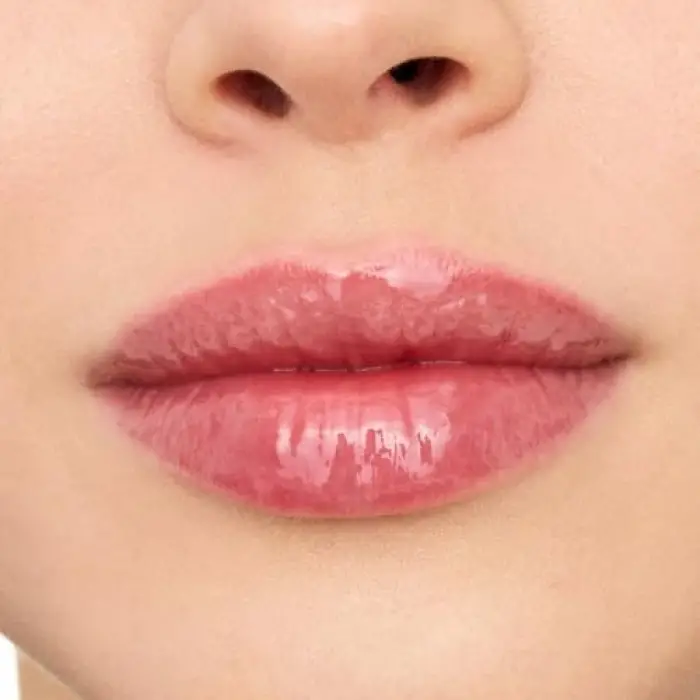 Essence Extreme Shine Volume Lip Gloss 02