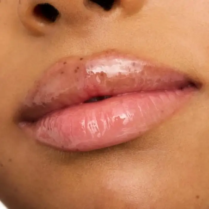 Extreme Shine Volume Lip Gloss 01