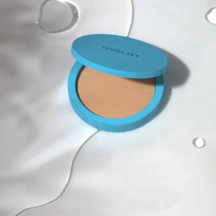 F. S. Stay Hydrated Pressed Powder 202SHPP