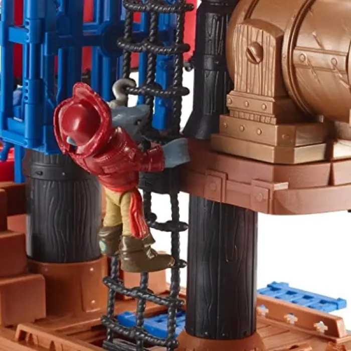 Fisher-Price korsan gemisi Sharkbite