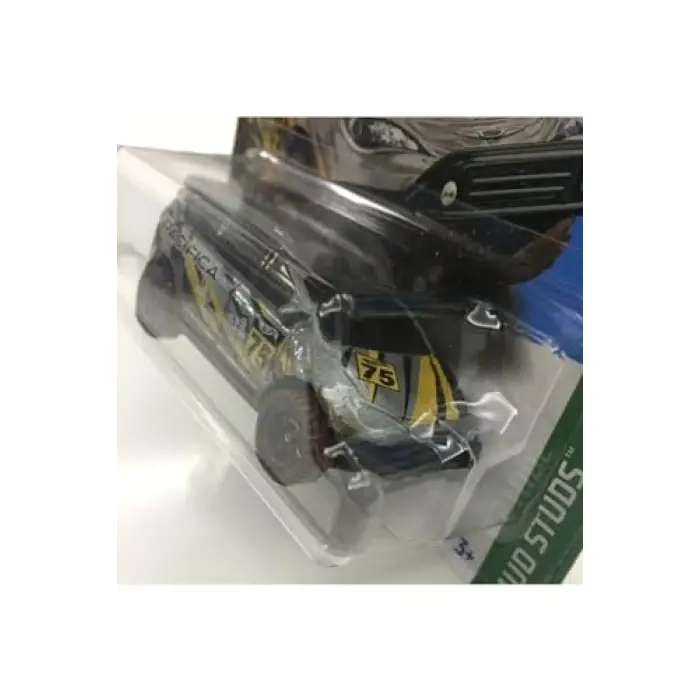 Hot Wheels Chrysler Pacifica Mud Studs-2023