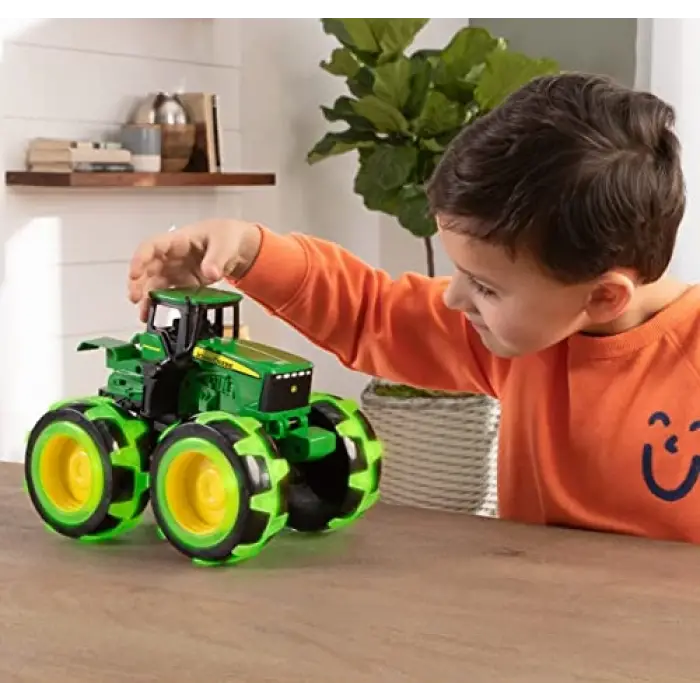 John Deere Monster Treads Işıklı Traktör