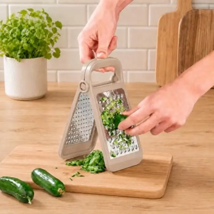 Katlanabilir Ayrılabilir Rende, Çift Taraflı İnce ve Kalın Rendeleme, Paslanmaz Çelik Bıçaklı, Abs Plastik Gövde, Bulaşık Makinesinde Yıkanabilir, Bpa İçermez (Bej)