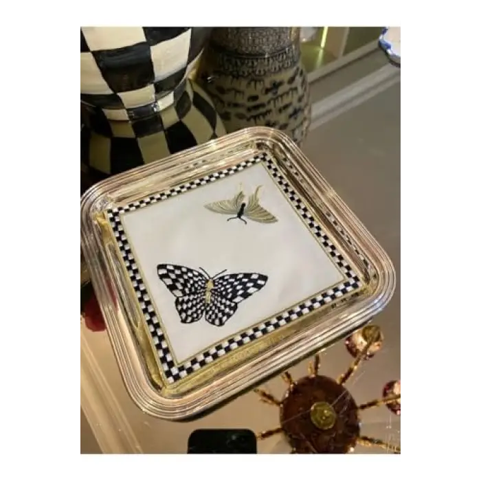 Kelebek Desenli Nakışlı Kokteyl Sunum Peçetesi