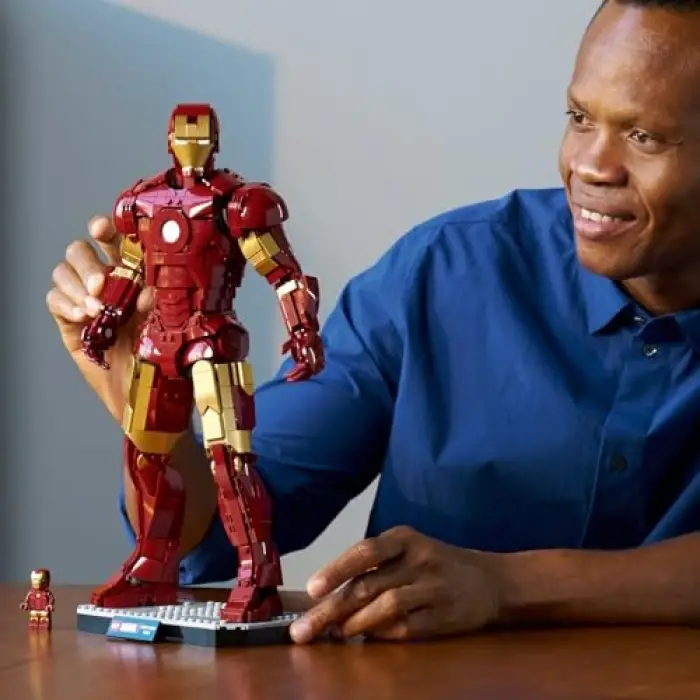 LEGO 76344 3 Marvel Iron Man Mark Koleksiyoncu Versiyonu