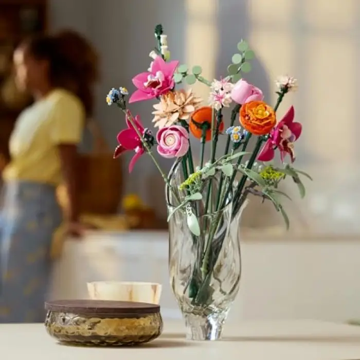 LEGO Botanicals Pembe Çiçek Buketi 10342