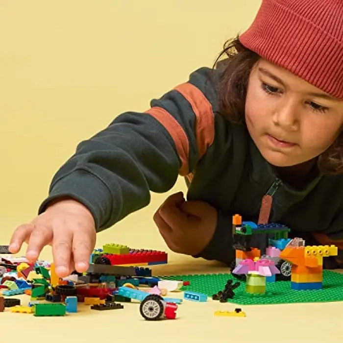 LEGO Classic Yeşil Plaka 11023