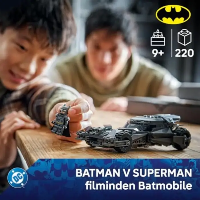 LEGO DC Batman Batman ve Superman Batmobile 76331