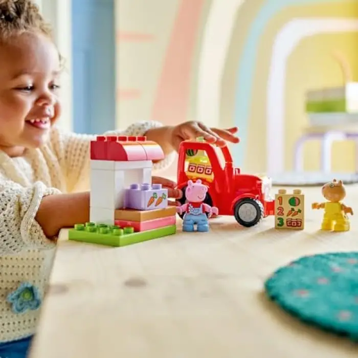 LEGO DUPLO Peppa Pig Traktör ve Pazar 10468