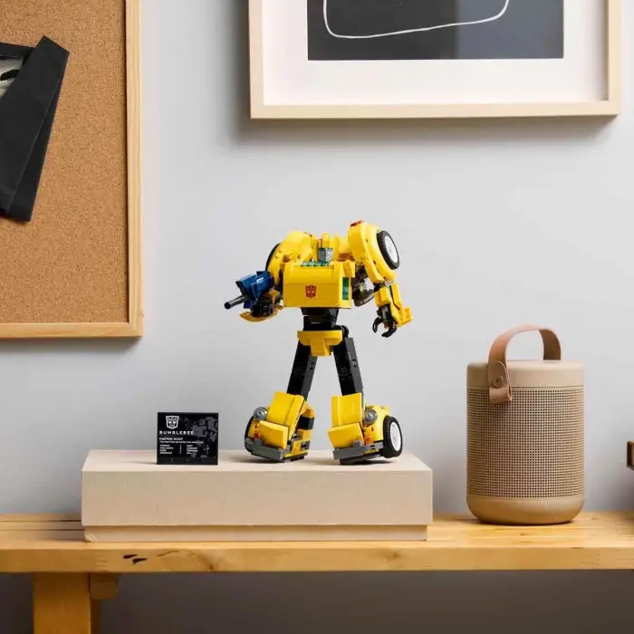 LEGO Icons Bumblebee 10338