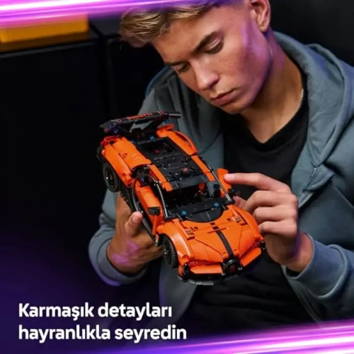 LEGO Technic Bugatti Chiron Pur Sport Hiper Araba 42222