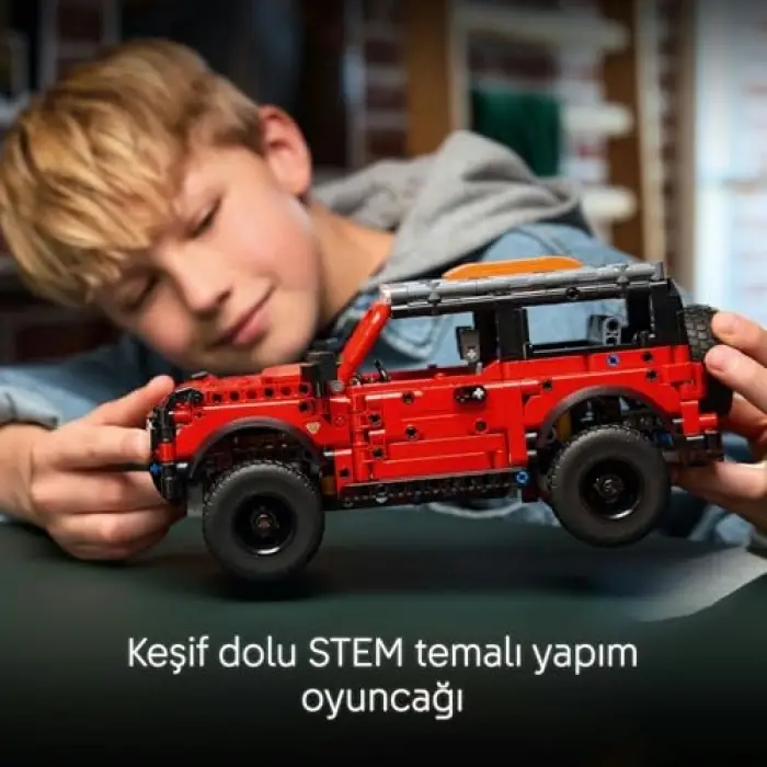 LEGO Technic Ford Bronco SUV 42213