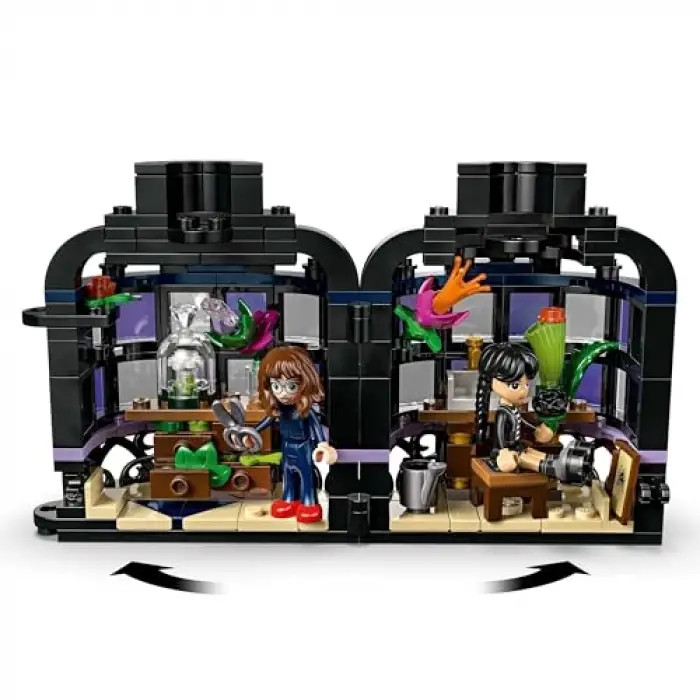 LEGO Wednesday Siyah Yıldız Çiçeği 76784