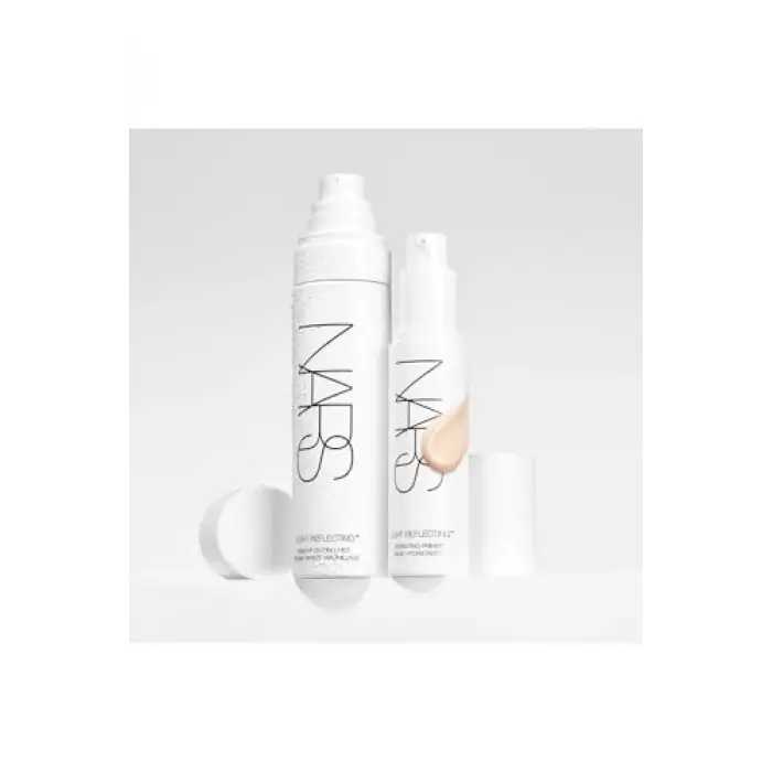 Light Reflecting Makeup Setting Mist - Nemlendiren&Koruyan Sabitleme Spreyi
