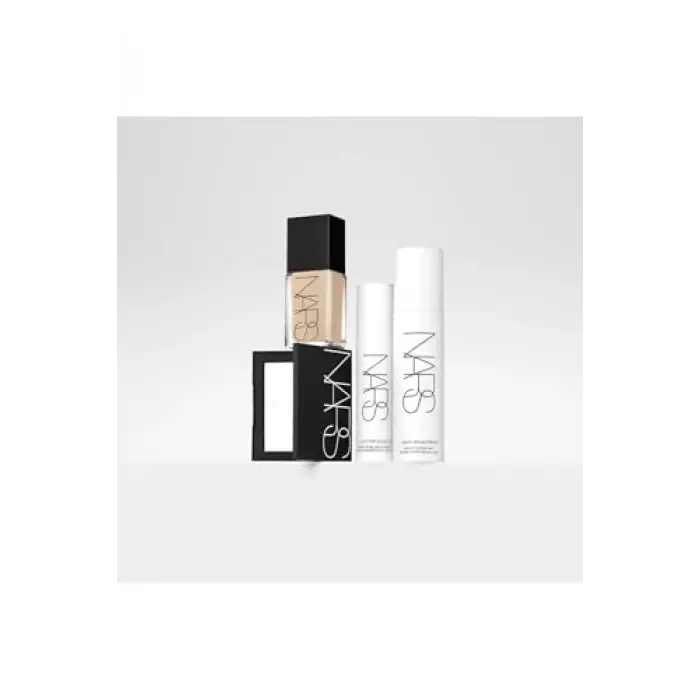 Light Reflecting Makeup Setting Mist - Nemlendiren&Koruyan Sabitleme Spreyi