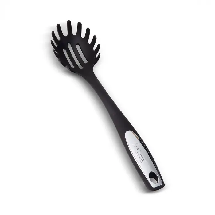 Makarna servis kaşığı