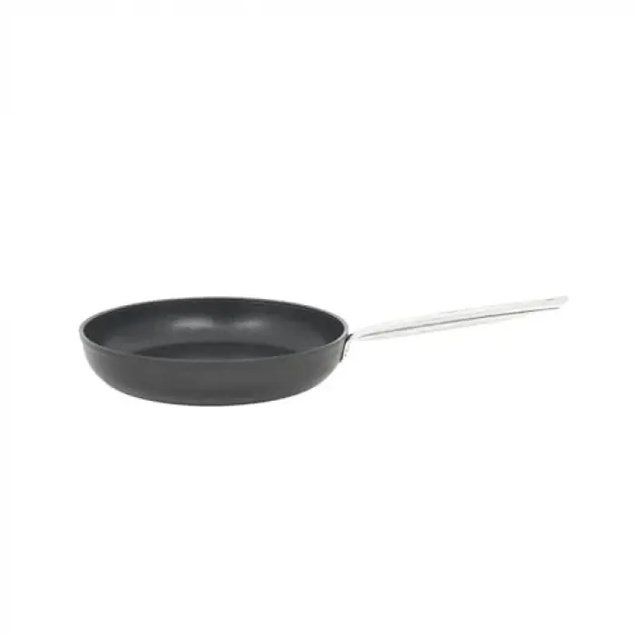 Master Titanium 24 Cm Tava, Çelik Sap, Siyah