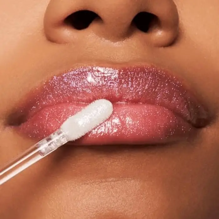 Meta Glow Multi-Reflective Lipgloss 01