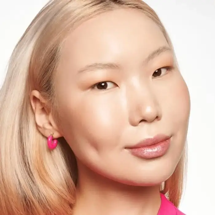Meta Glow Multi-Reflective Lipgloss 01