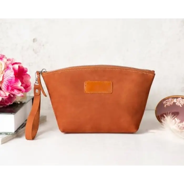 Muted Chestnut – Deri Makyaj Çantası