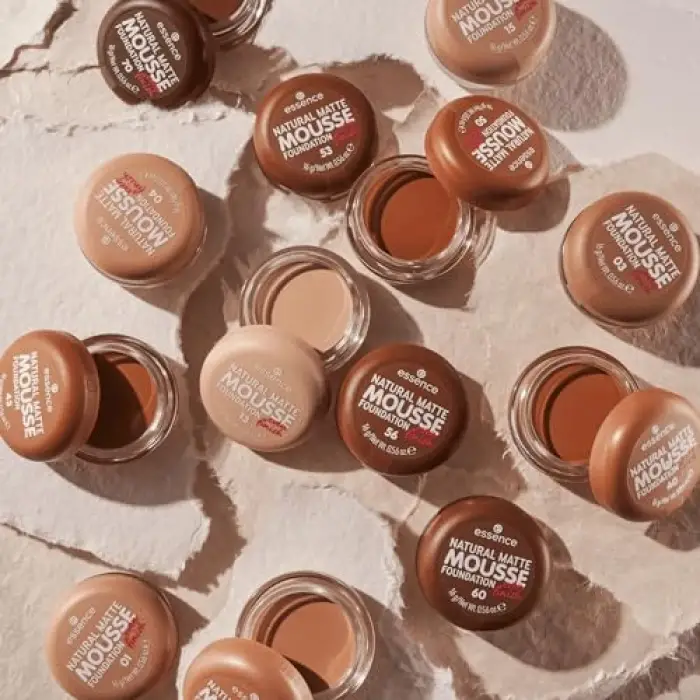 Natural Matte Mousse Fondöten 43