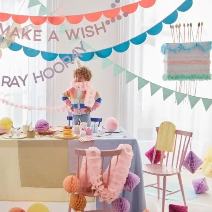 Pasta temalı pinyata