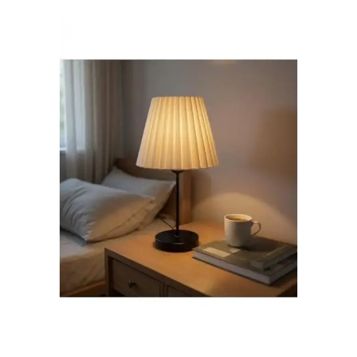 Pileli Altın Ayaklı Modern Masa Lambası