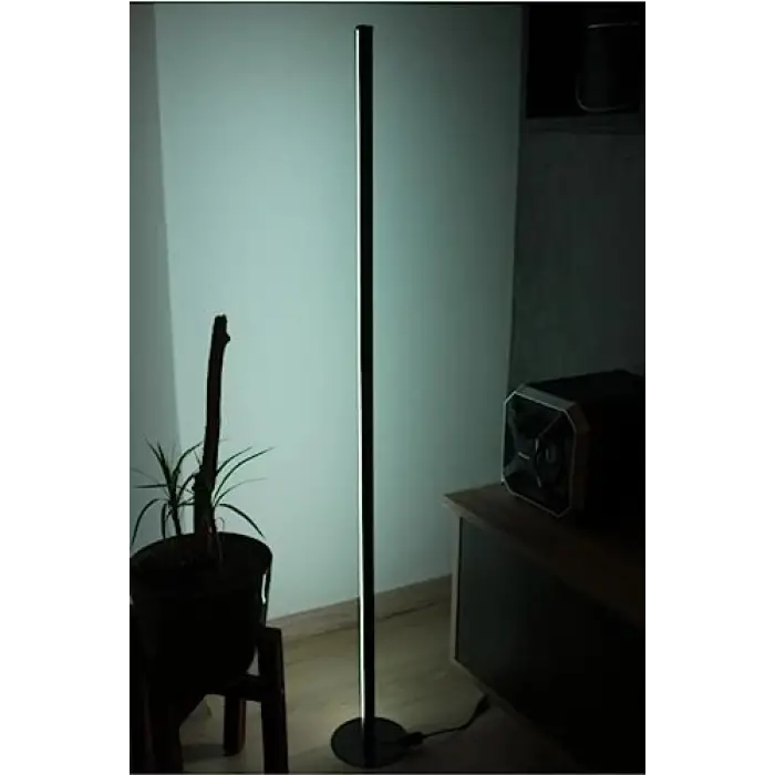 RGB LED Köşe Lambaderi