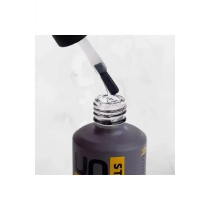 Şeffaf Uno Strong Base Coat alt kat tırnak ürünü, 15 ml