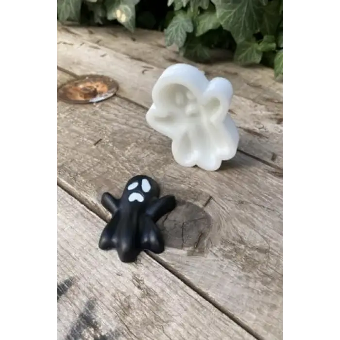Silikon Hayalet Tekli Mum Kalıbı